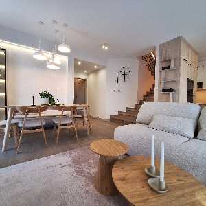 Gotowy i wykończony bliźniak na Osiedlu Leśna Wola – zamieszkaj od zaraz!